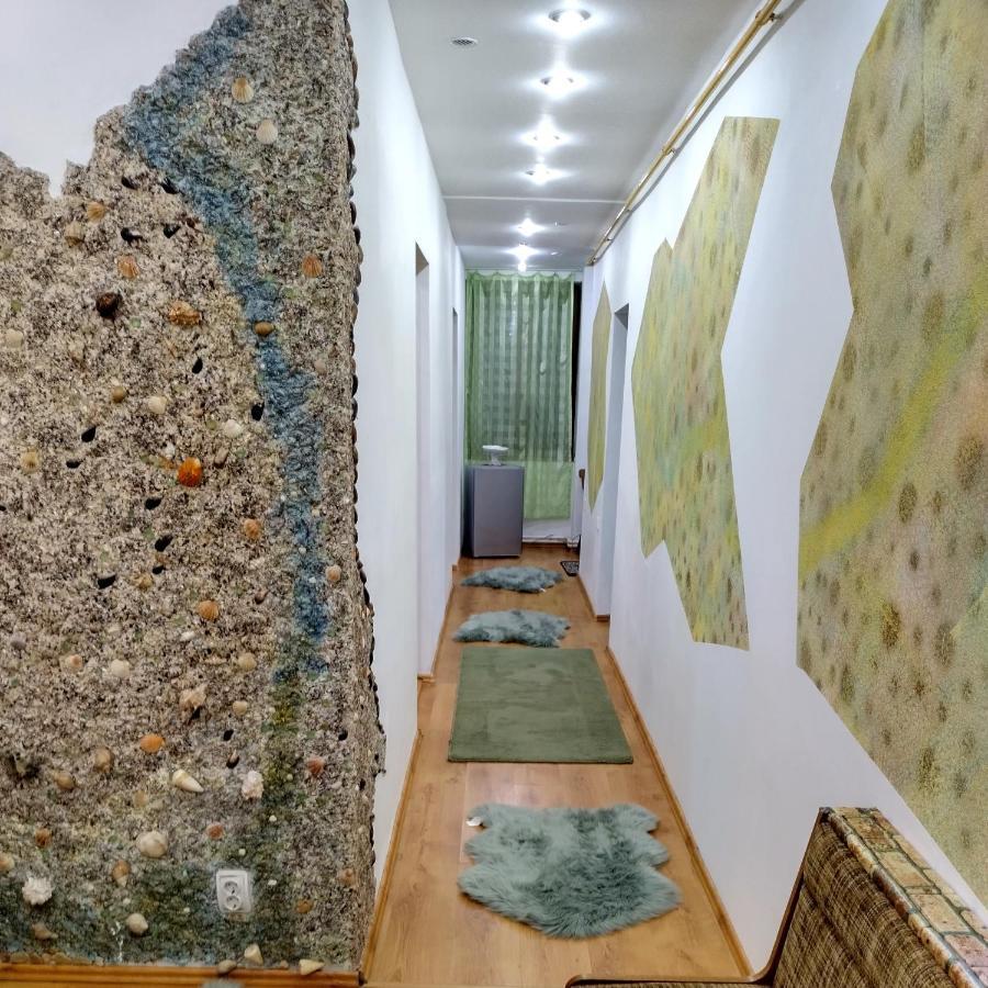 Apartament Camelia Petroşani Buitenkant foto
